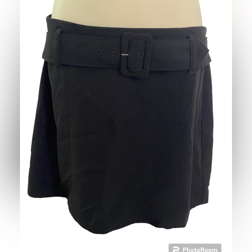Dynamite belted skirt. A line. Size medium EUC.